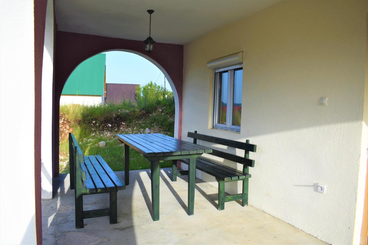 Apartmani Mitrovic Žabljak Buitenkant foto