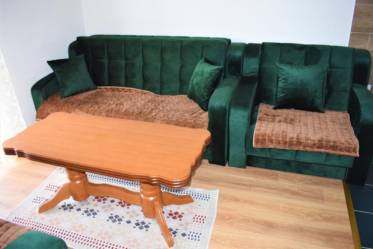 Apartmani Mitrovic Žabljak Buitenkant foto
