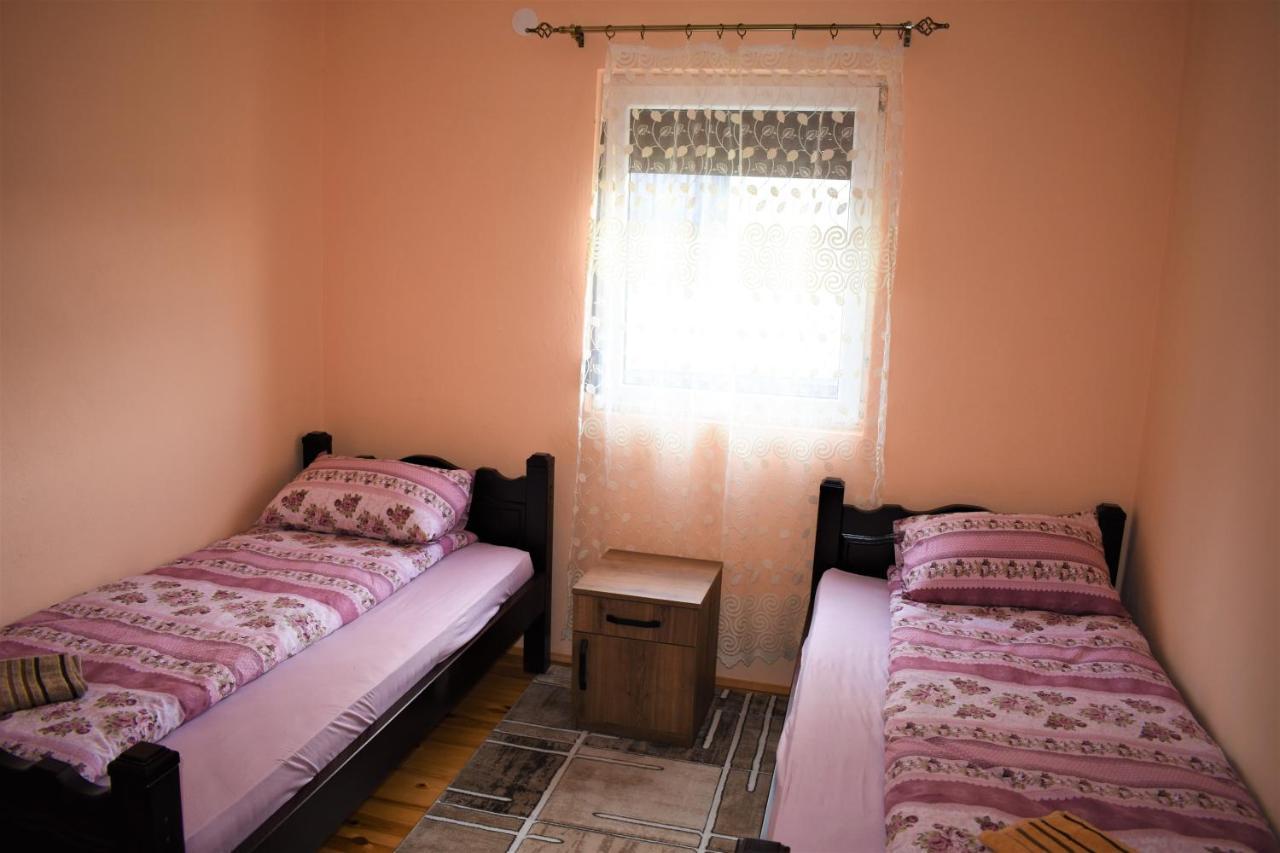 Apartmani Mitrovic Žabljak Buitenkant foto