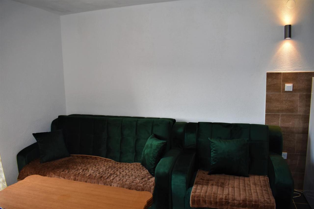 Apartmani Mitrovic Žabljak Buitenkant foto