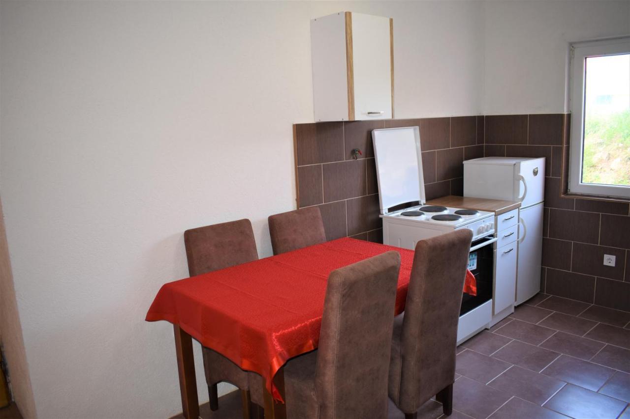 Apartmani Mitrovic Žabljak Buitenkant foto